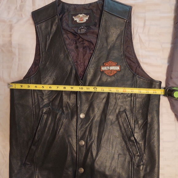 Genuine Harley Davidson leather vest - Picture 7 of 7